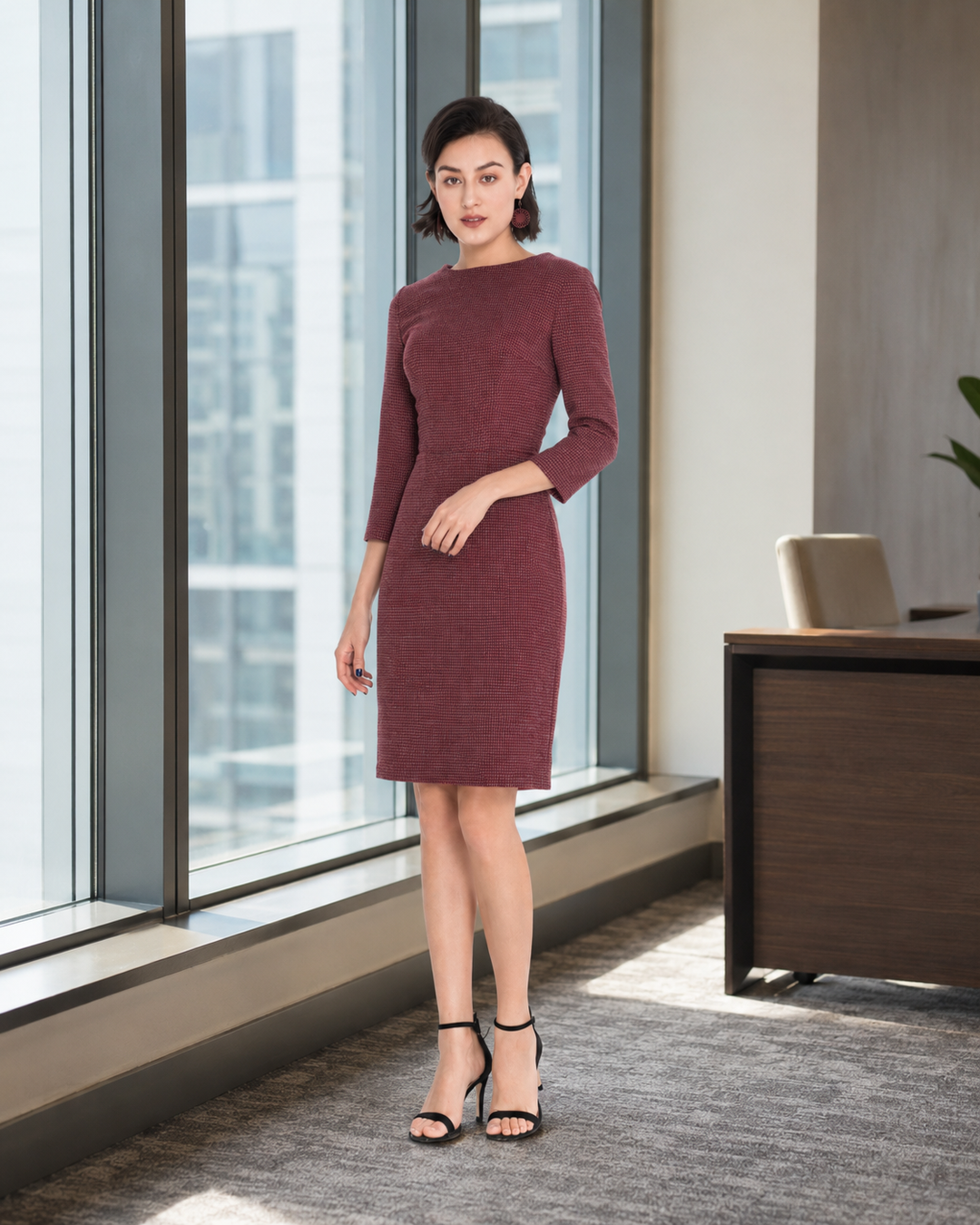 Sheath Dress, Semi-Fitted with Round Neck